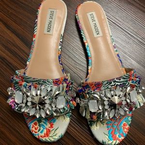Steve Madden jacquard jeweled slides.